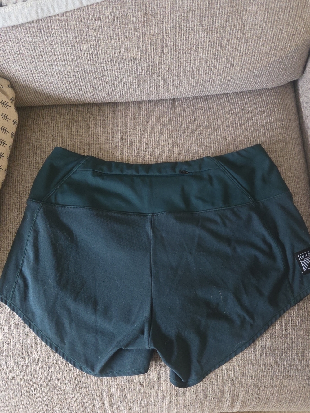 Oiselle Roga Shorts - Picture 5 of 8
